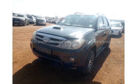 2007 TOYOTA FORTUNER 3.0D-4D RAISED BODY